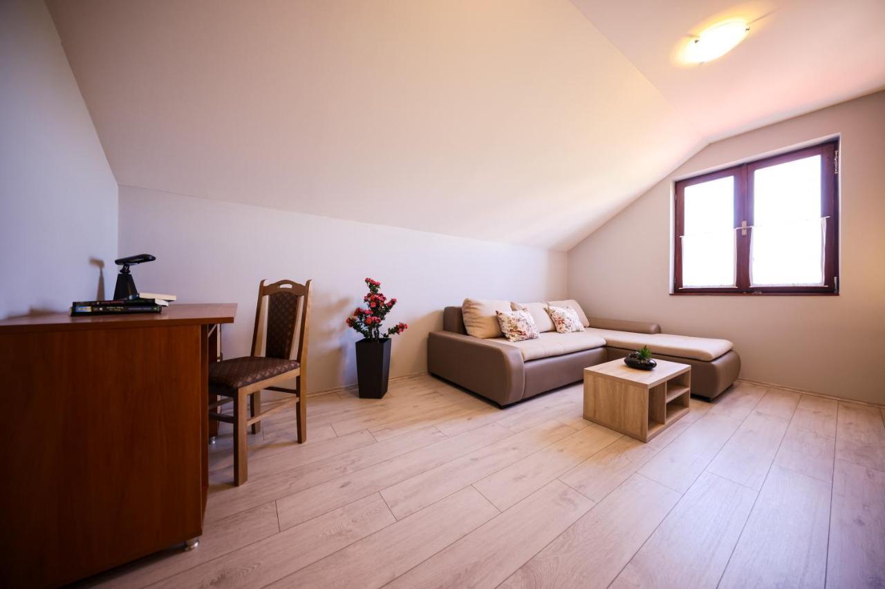Apartment Ruza Sukosan Bagian luar foto